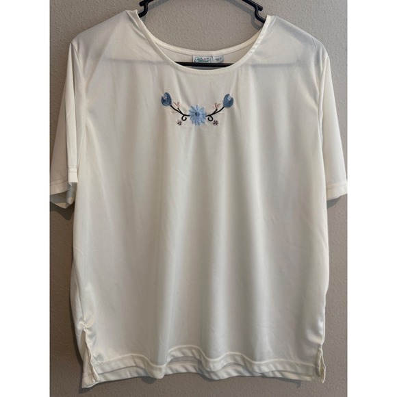 Haband Tops - Embroidered Floral Ivory Top Women's L Short Sleeve Boho Cottagecore Knit Tee
